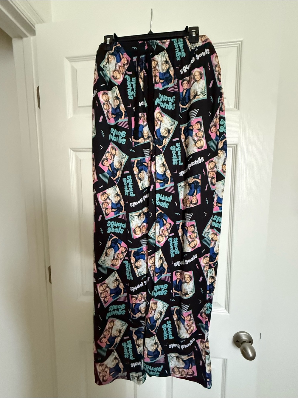 Black Graphic Print Maxi Skirt - Casual Comfort